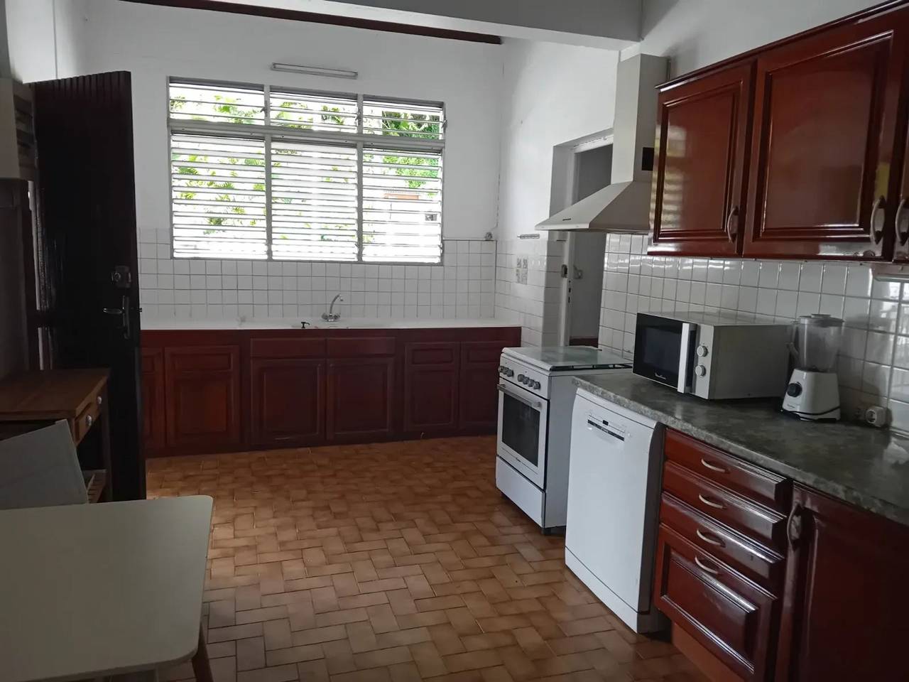 Apartamento entero, Acogedor apartamento con jacuzzi en Le Gosier, 70 m² in Le Gosier, Guadalupe