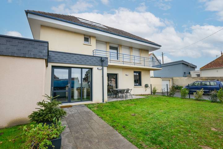 Gîte pour 4 personnes, avec Terrasse et Jardin à Langrune-sur-Mer