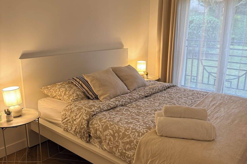Apartamento entero, Cosy apartment near Paris (10 min Eiffel Tower and Champs Elysées) in Rueil-Malmaison, Altos del Sena