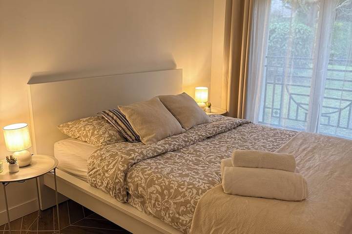 Ganze Wohnung, Cosy apartment near Paris (10 min Eiffel Tower and Champs Elysées) in Rueil-Malmaison, Hauts-de-Seine