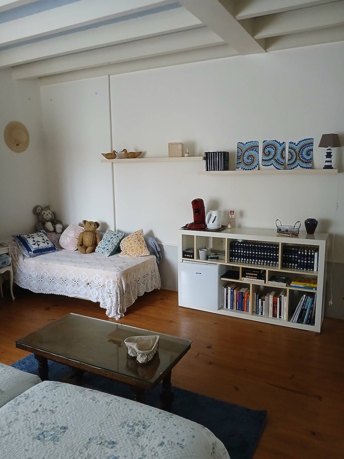 Chambre d’hôtes « Chambre Bleue » avec jardin privé, Wi-Fi et climatisation in Saint-Aulaye, Périgord Vert