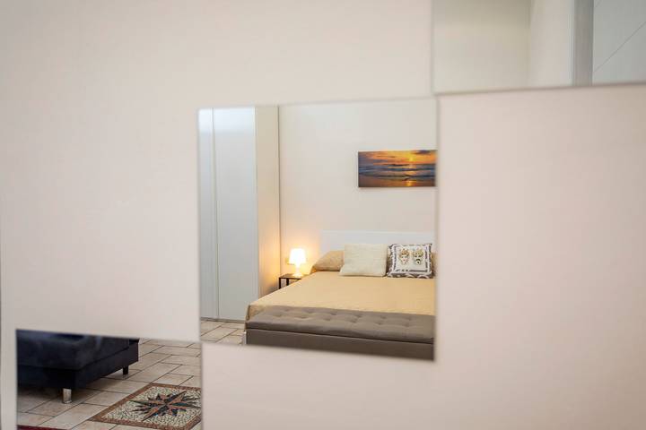 Apartamento entero, Apartamento 'Giulia's Home - Borgo' con terraza privada, Wi-Fi y aire acondicionado in Catania, Provincia de Catania