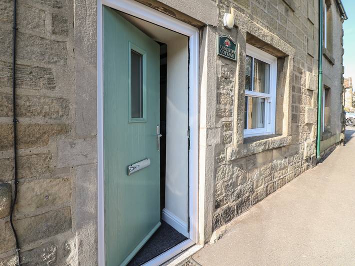 Cottage for 4 people, with garden, with pets in Youlgreave