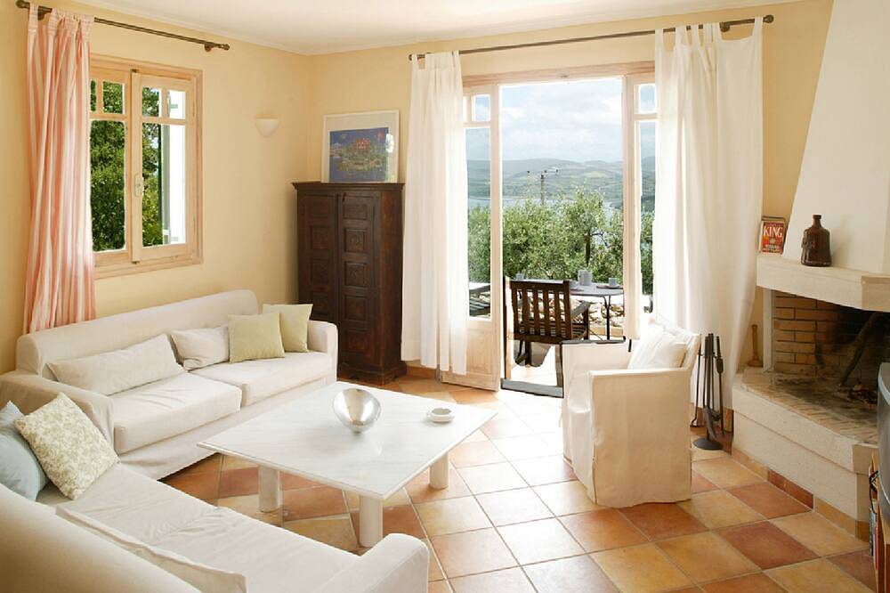 Villa Pergola - Spectaculaire vue sur la mer in Ligia, Grèce