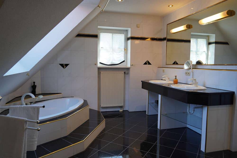 Ferienwohnung 3 - Villa Frauenstein in Wiesenttal, Fränkische Schweiz