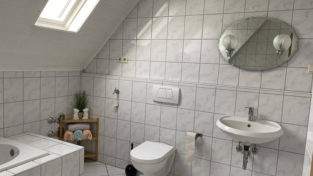 Ganze Ferienwohnung, Ferienwohnung für 2 Personen (65 m²) in Konz in Konz, Landkreis Trier-Saarburg