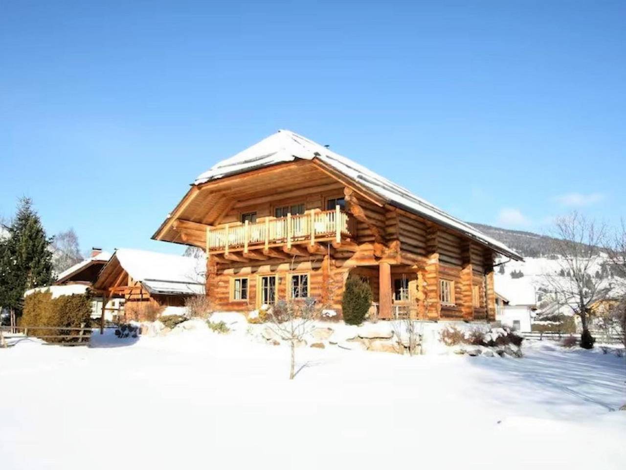 Beautiful wooden log house with sauna and garden in Mauterndorf, Bezirk Tamsweg