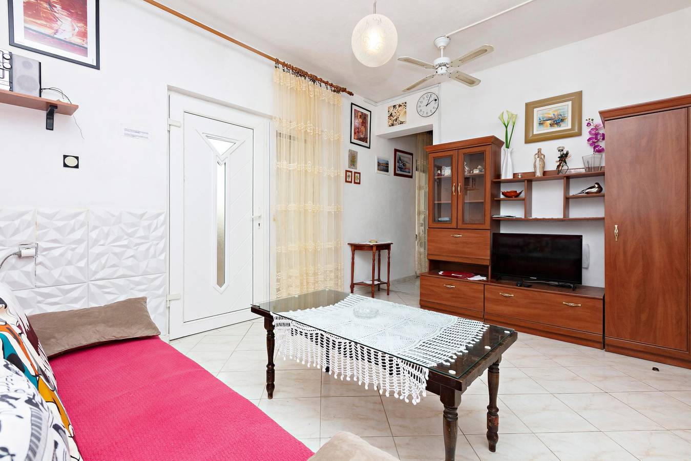 Ganze Wohnung, 2-Zimmer-Ferienwohnung am Strand Grebastica, Sibenik A-461-a in Grebastica, Šibenik-Knin