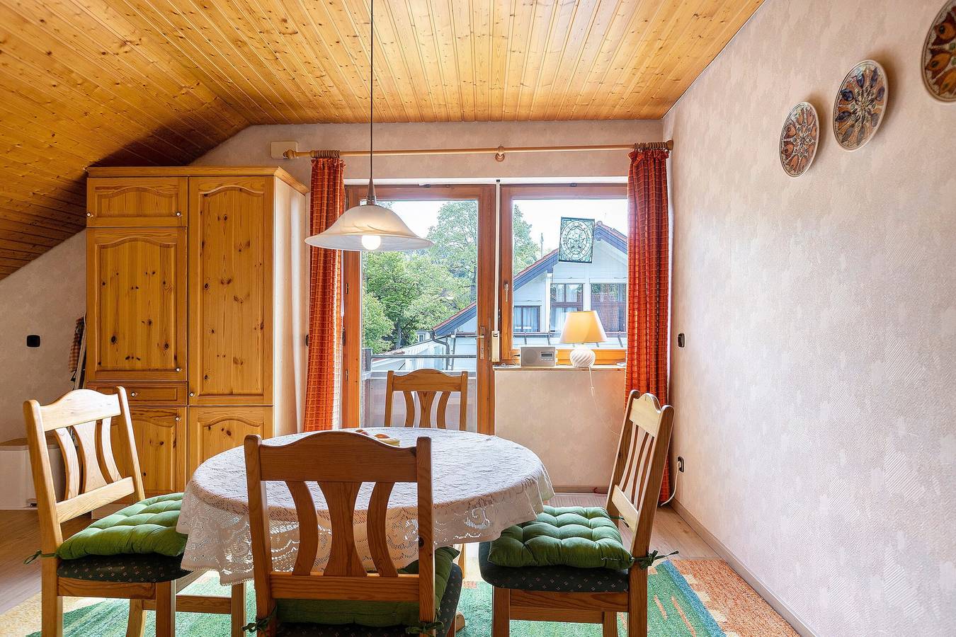 Geheel appartement, Ruim appartement op de bovenverdieping met Dreiwelten Card en balkon nabij Solemar in Bad Dürrheim, Central Black Forest
