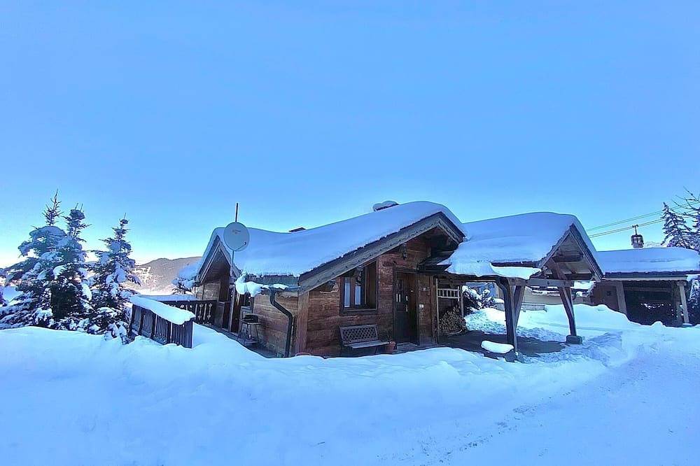 Cosy Family Chalet in La Tania, Courchevel in La Tania, La Perrière