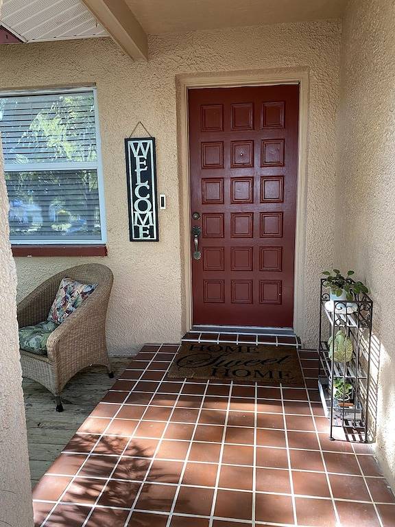 Home away from Home! Close to Beaches and Shops. in Largo, Pinellas County