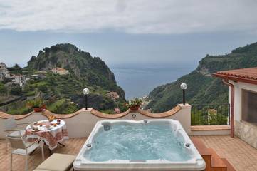 Gîte pour 4 personnes, avec vue et jardin à Scala