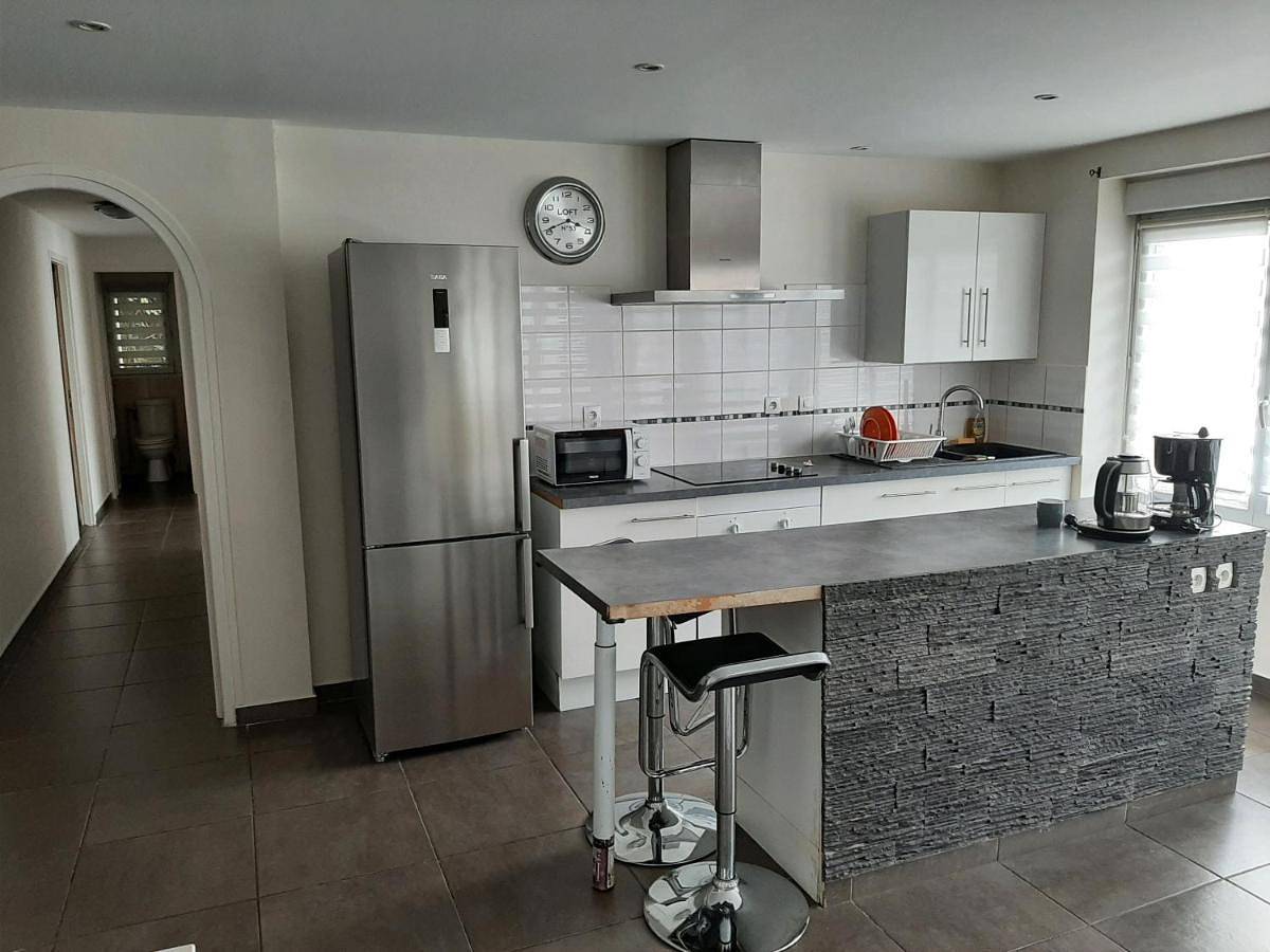 Appartement entier, Two-Bedroom Apartment in Morlaix, Ceinture Dorée