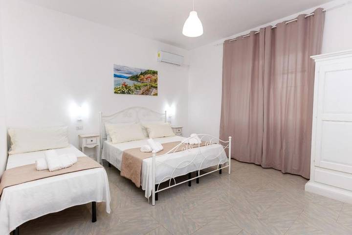 B&b per 2 persone, con giardino e panorama in Felline
