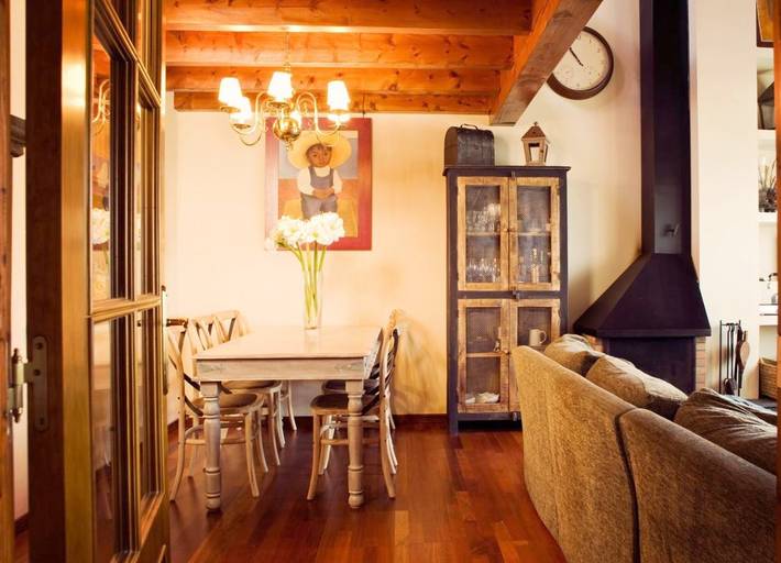 Gîte pour 8 personnes, avec vue et piscine ainsi que bassin pour enfant et jardin à Osséja - 3