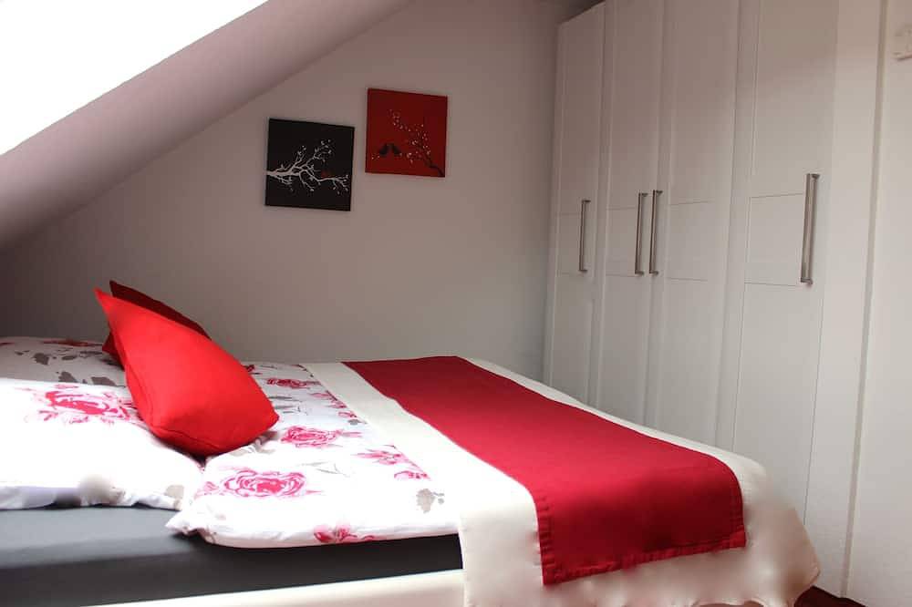 Ganze Wohnung, Moderne Ferienwohnung *Seeperle in Winterberg* direkt am See in Niedersfeld in Niedersfeld, die Mittelgebirge