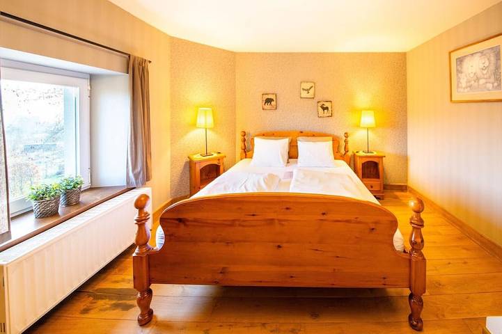 Gîte pour 8 personnes, avec terrasse ainsi que jardin et sauna dans Petit-Thier - 2