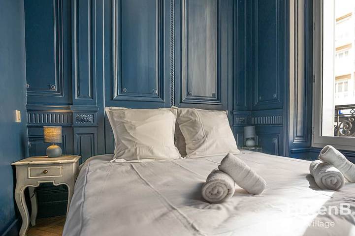 Apartamento entero, The \"Heritage\" Heart of Limoges: Parking, Ac, and Private Terrace in Limoges, Región de Limoges