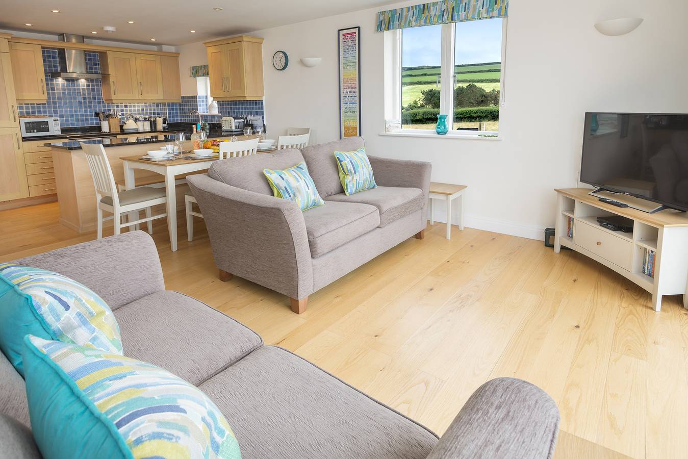 2 Ocean's Edge in South Huish, Hope Cove