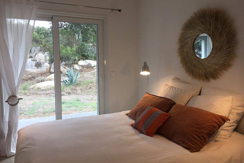 Geräumige Villa in ruhiger Lage zwischen Porto Vecchio und Figari in Sotta, Sartène und Umgebung