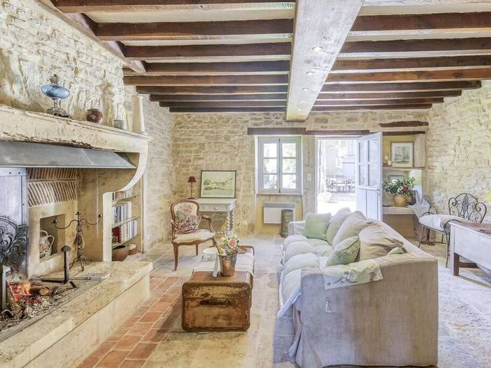 Gîte pour 4 personnes, avec terrasse et jardin