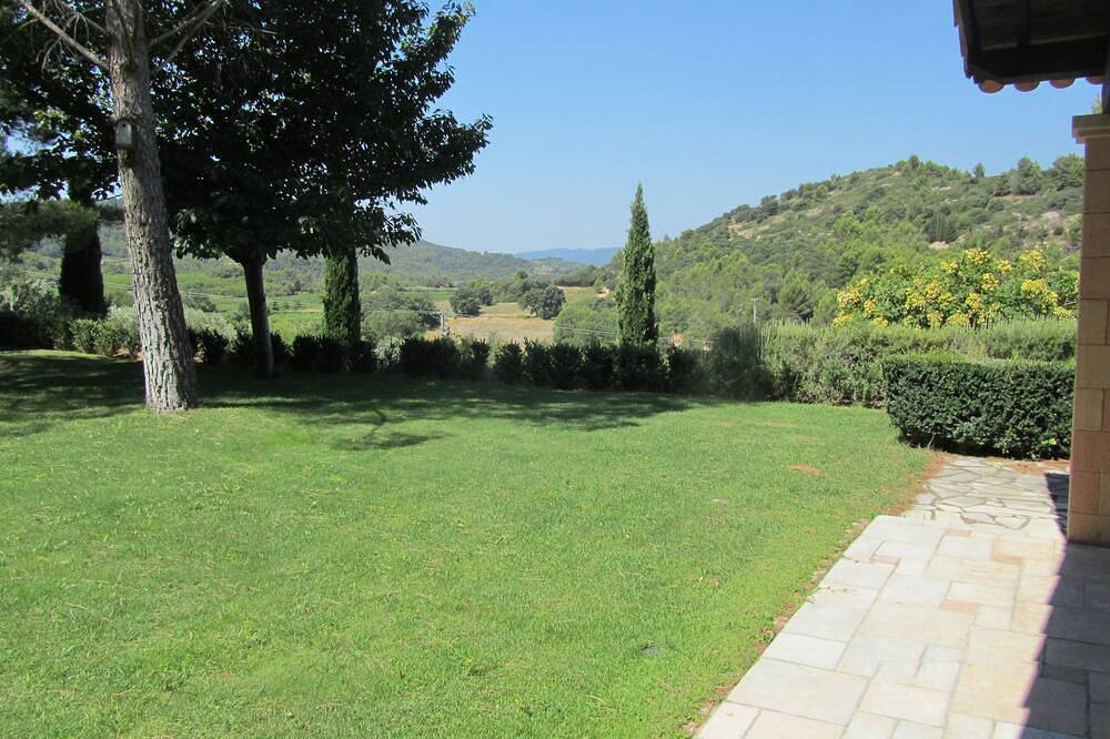 Villa con piscina privada y vistas impresionantes. in Cessenon-sur-Orb, Region de Béziers