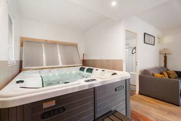 Ferienhaus für 2 Personen, mit Whirlpool und Garten in der Bretagne