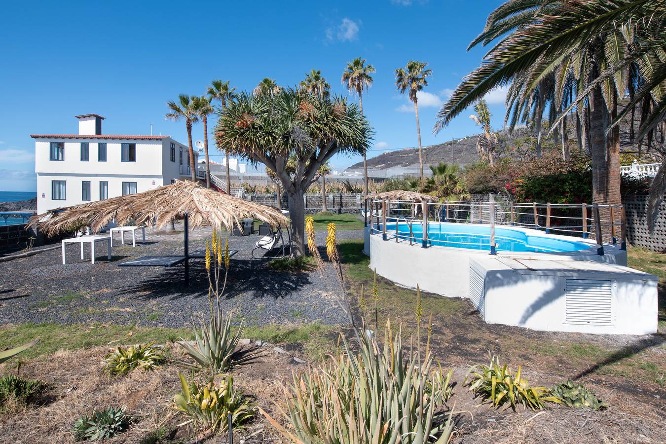 Apartamento entero, Apartamento 'La Bayana - 5' con vistas al mar, piscina compartida y Wi-Fi in Puerto Naos, Los Llanos de Aridane