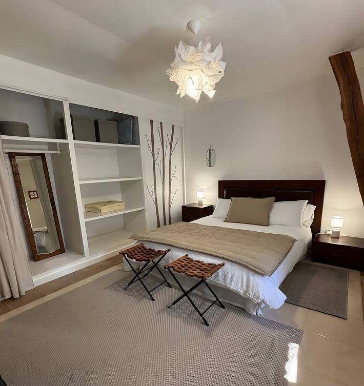 Alojamiento y desayuno para 4 personas, con jardín - 1