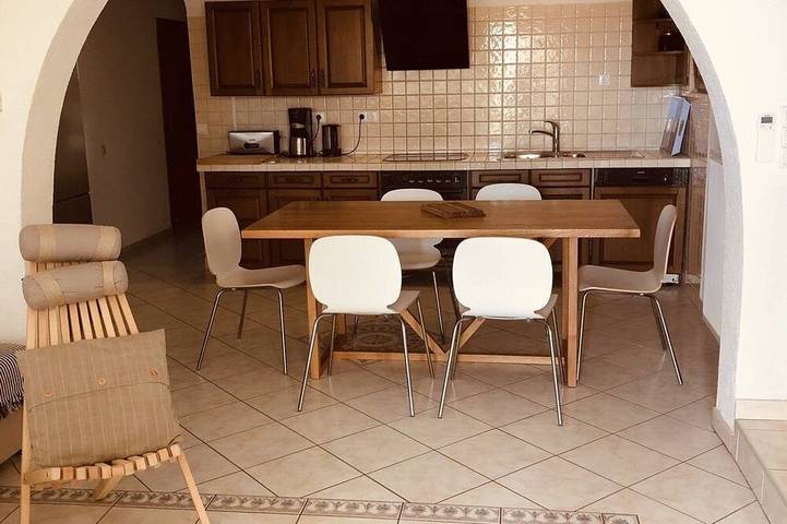 Appartement entier, 300m to the beach, quiet, large garden in Biograd na Moru, Région de Zadar