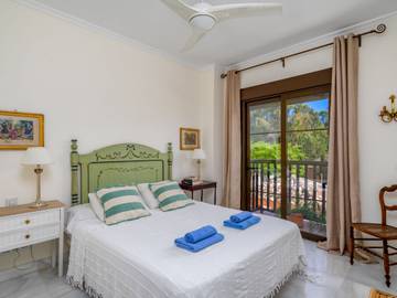 Vakantieappartement voor 4 Personen in Playa de Casasola-Atalaya, Estepona, Afbeelding 4