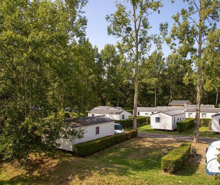 Location de vacances pour 6 personnes, avec piscine et terrasse, animaux acceptés dans Bélus - 2