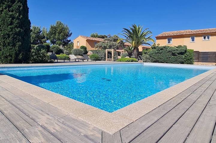 Apartamento de vacaciones para 5 personas, con jardín y piscina - 1