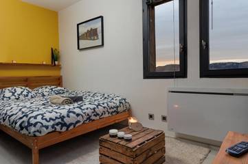 Gîte pour 2 personnes, avec vue et vue sur le lac à Valence