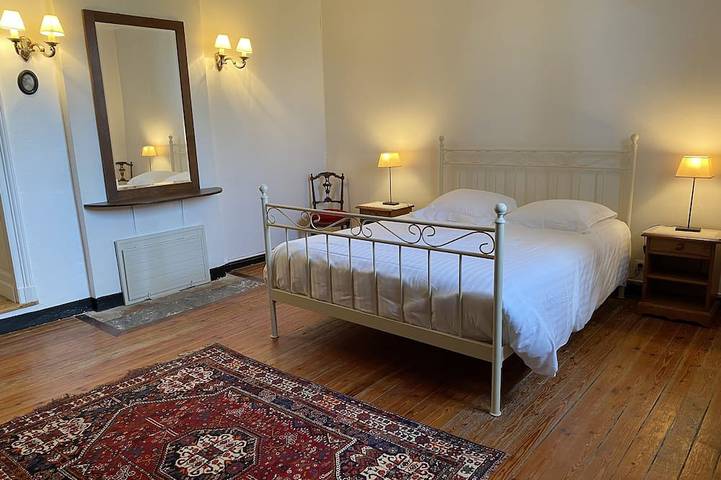 Location de vacances pour 6 personnes, avec piscine et jardin à Saint-Caprais-de-Bordeaux - 4
