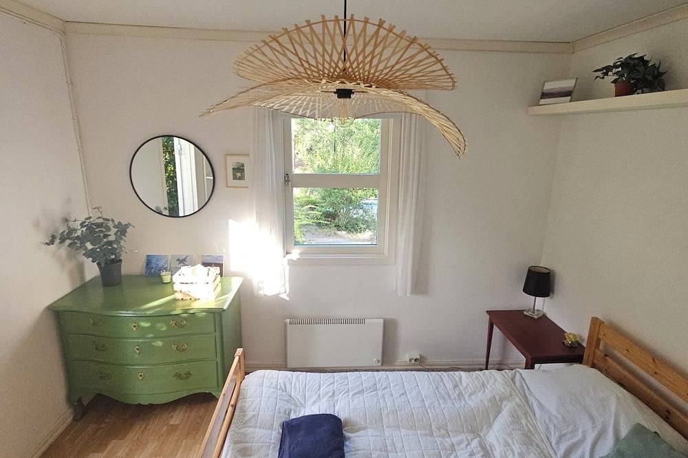 A lush, authentic setting surrounded by nature, yet close to both the city and the archipelago! in Nacka, Stockholmer Schärengarten