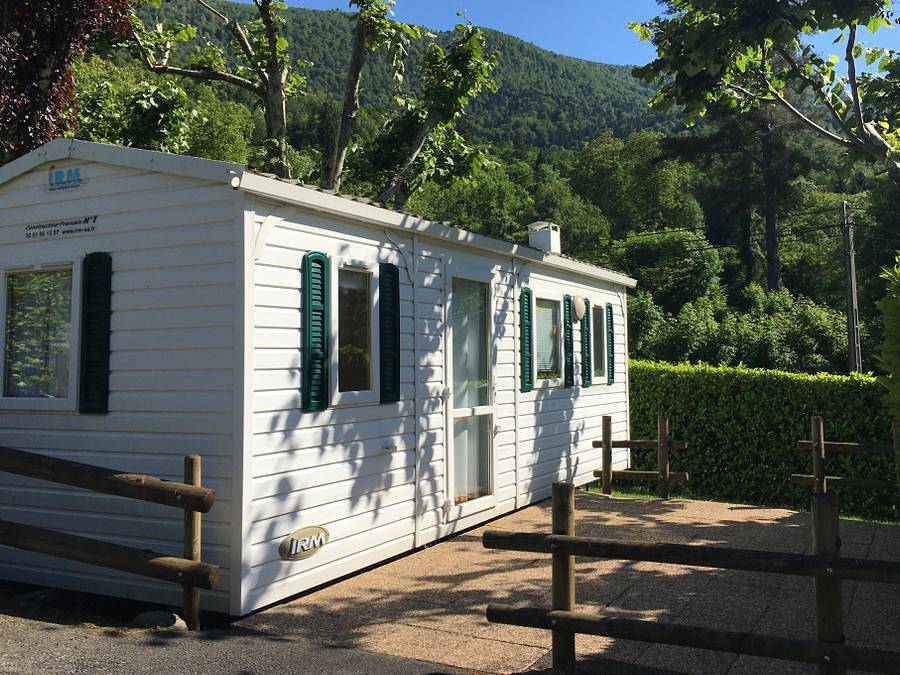Camping Du Valentin - Mobilhome 2 personas - Malin 2P - 1 dormitorio, con vistas a la montaña in Laruns, Béarn