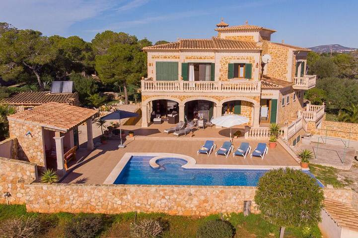 Finca für 4 Personen, mit Garten und Balkon in Cala Figuera