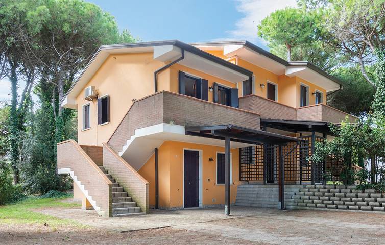 Ganze Ferienwohnung, Rückzugsort am Strand: Klimaanlage, Terrasse & Parkplatz - 300m zum Strand in Rosolina Mare, Rosolina