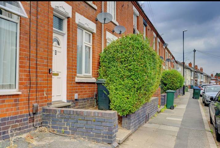 Central - 2br House - Free Parking - Garden in Coventry, Birmingham y alrededores