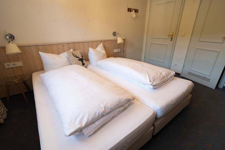 Chambre 'Doppelzimmer 8' avec jardin commun et Wi-Fi in St. Blasien, Forêt-Noire du Sud