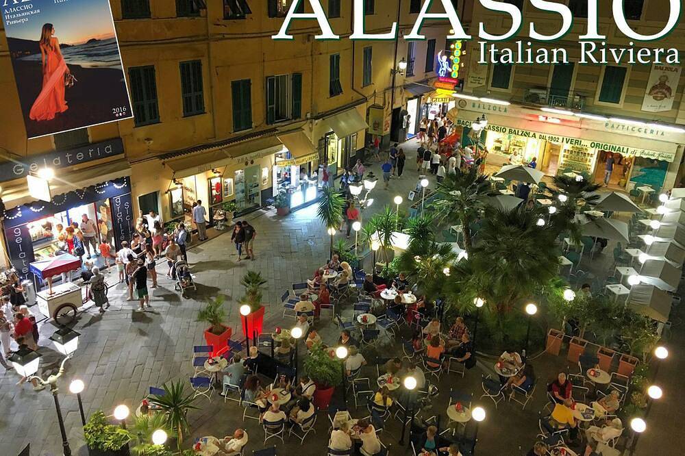 Ganze Wohnung, Wohnung im historischen Gebäude, Fußgängerzone, volles Zentrum, 6 Betten Wifi in Alassio, Riviera di Ponente
