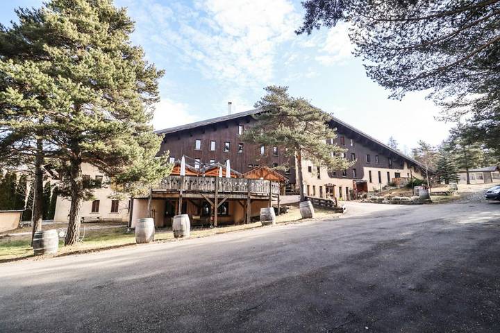 Hôtel pour 2 personnes, avec Terrasse et Jardin ainsi que Piscine et Sauna