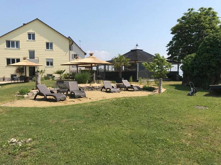 BnB für 4 Personen, mit Garten und Ausblick sowie Seeblick am Bodensee - 4