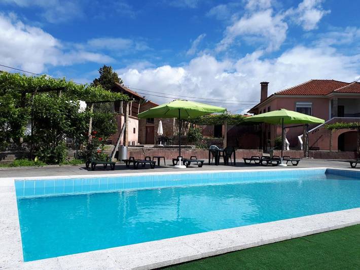 Location de vacances pour 4 personnes, avec jardin ainsi que vue et piscine dans Oliveira de Azeméis - 3