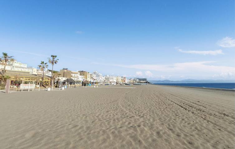 Ganze Ferienwohnung, Gemütliche Wohnung mit Terrasse in der Nähe von Playamar Beach in Playa El Bajondillo, Torremolinos