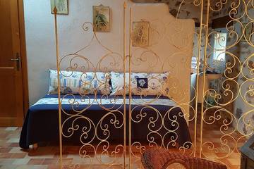 Chambre d’hôte pour 3 personnes à Comprégnac