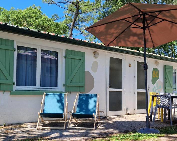 Parc de vacances pour 2 personnes, avec piscine ainsi que terrasse et jardin dans les Landes - 3