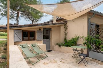 Studio pour 2 Personnes dans Apt, Parc naturel régional du Luberon, Photo 3