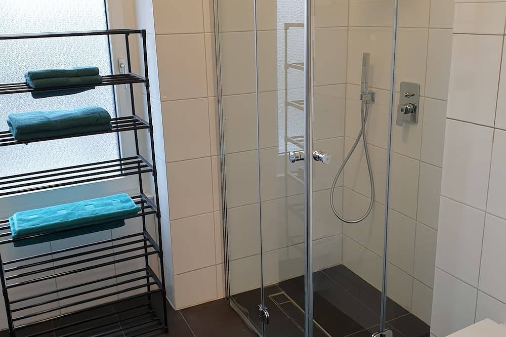 Ganze Wohnung, Modernes Ferienappartement in ruhiger Lage am Tegeler See (2) in Tegel Berlin, Berlin